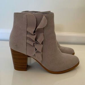 Fergalicious Grey Suede Ankle Boots - 7 - 3in heel